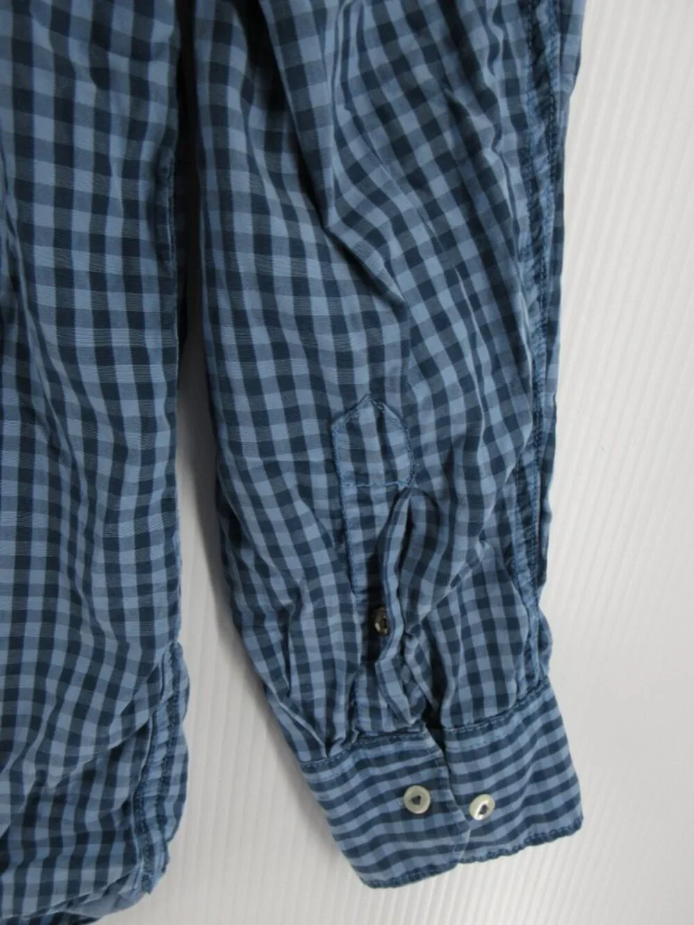 Tommy Bahama Jeans Shirt Medium Island Crafted Modern Fit Gingham Plaid